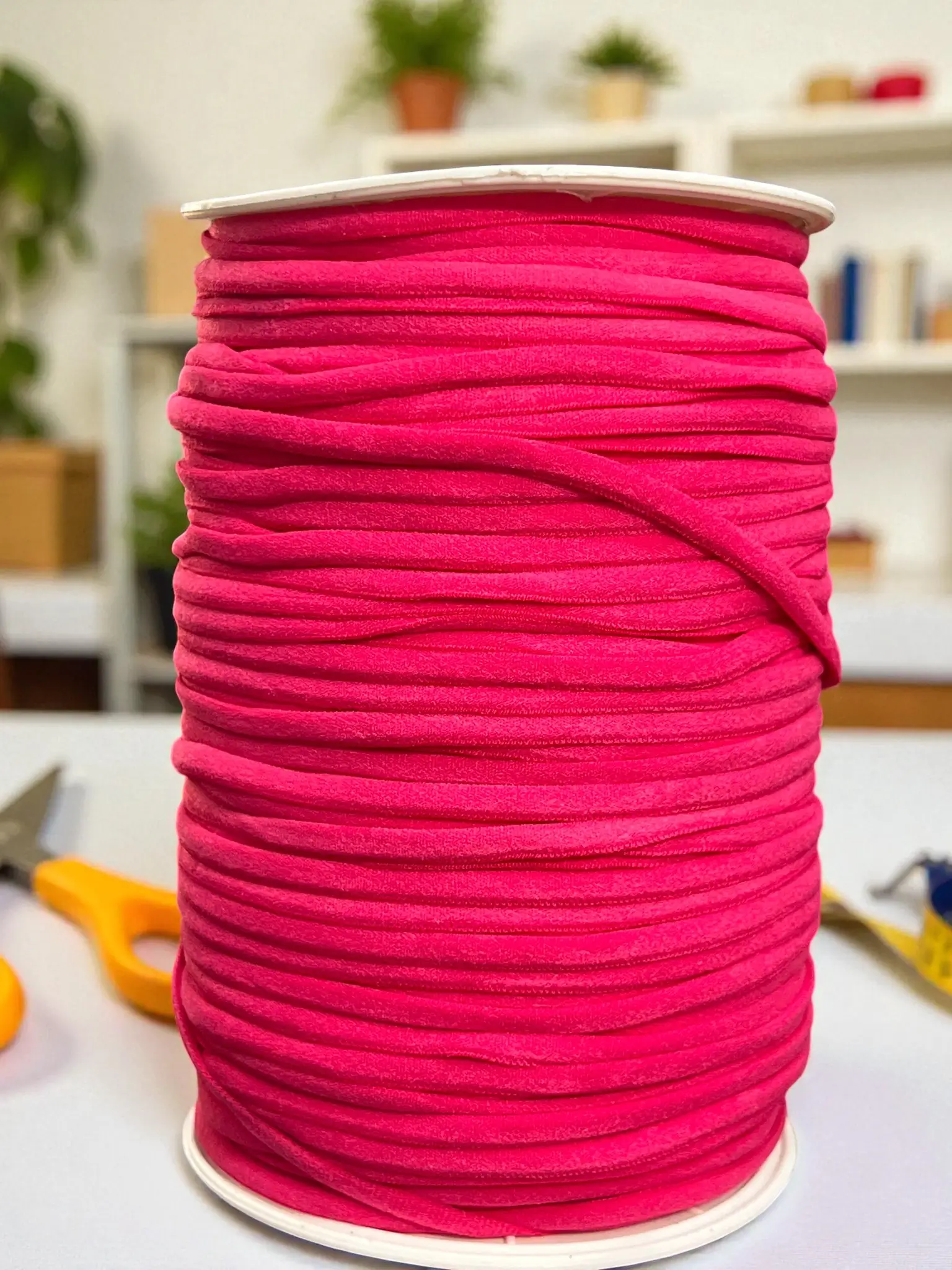 גומי ספגטי ורוד ניאון