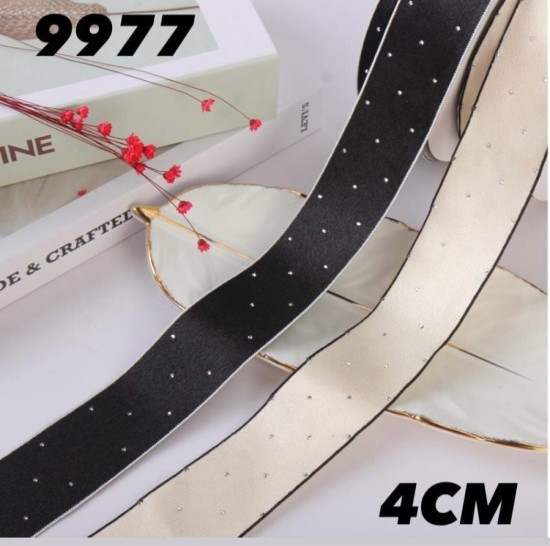 סרט סאטן עם אבני קריסטל רוחב 4 ס״מ