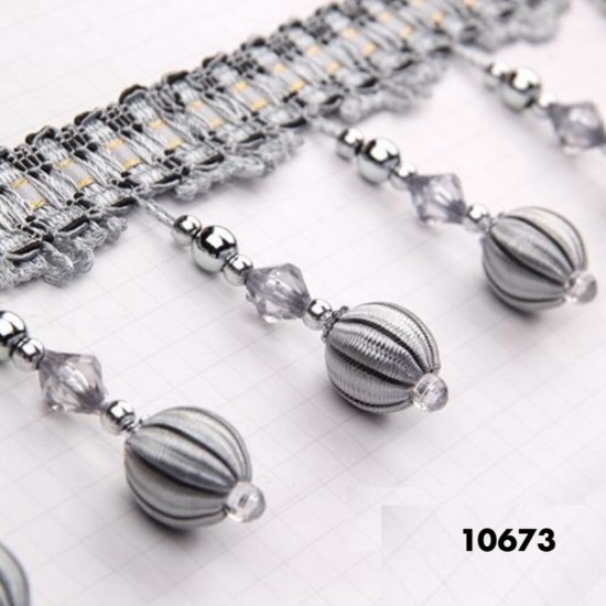 פס קישוט חרוזים יוקרתי כסוף – דגם 10673 נמכר לפי מטר 