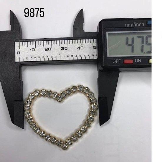 אבזם לב משובץ קריסטלים – קוד 9875