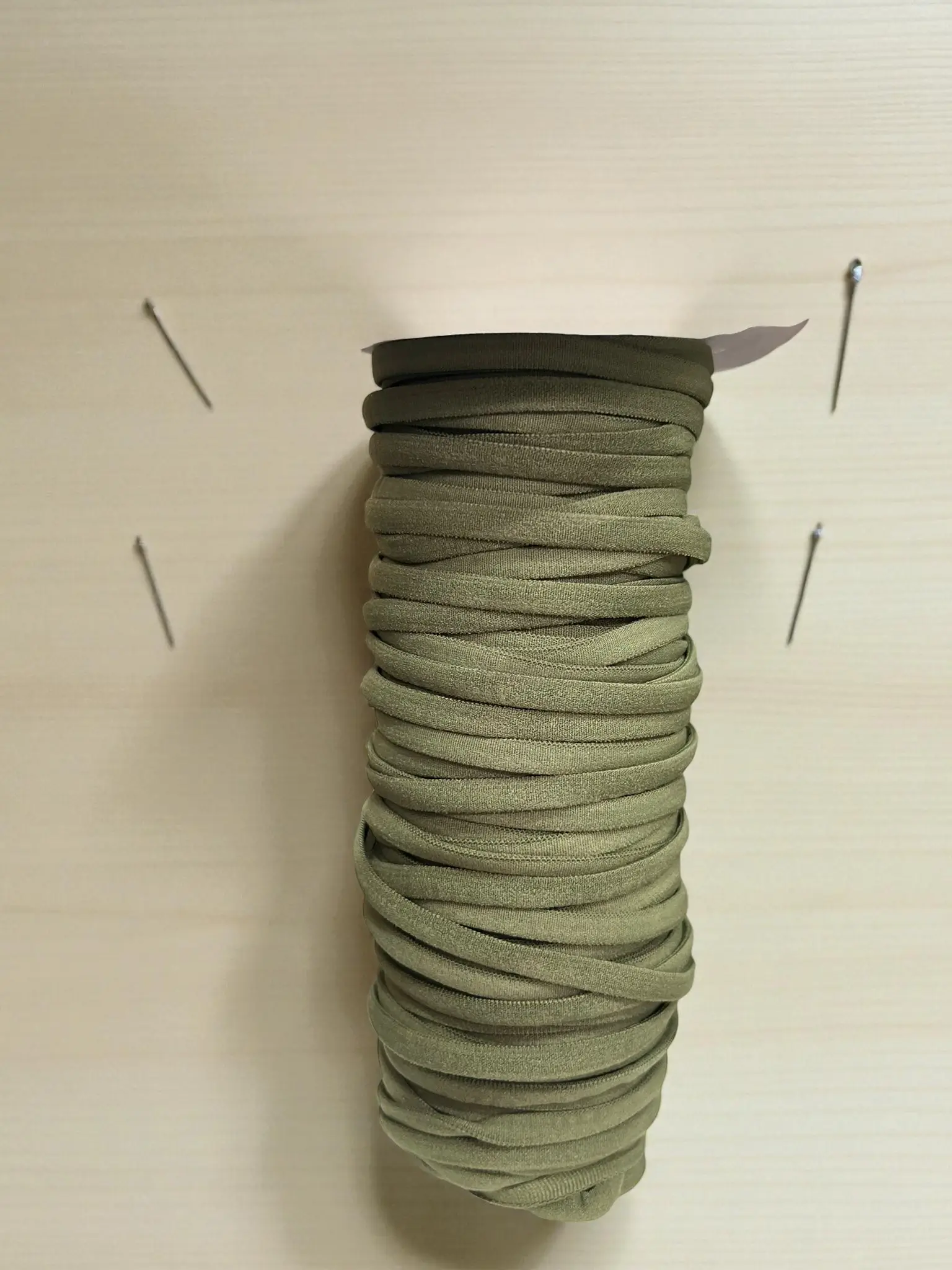 גומי ספגטי ירוק זית