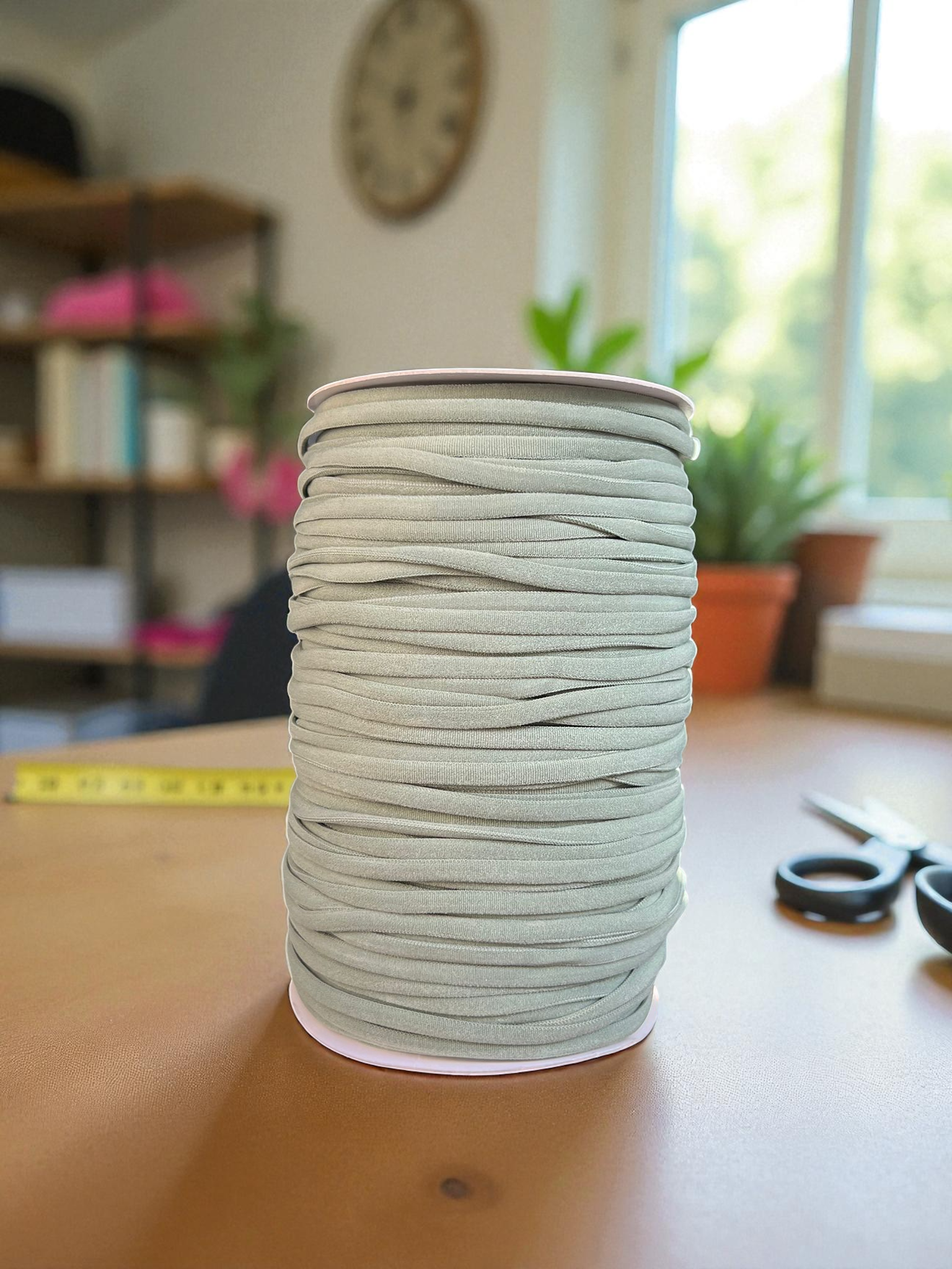 גומי ספגטי אפור בהיר