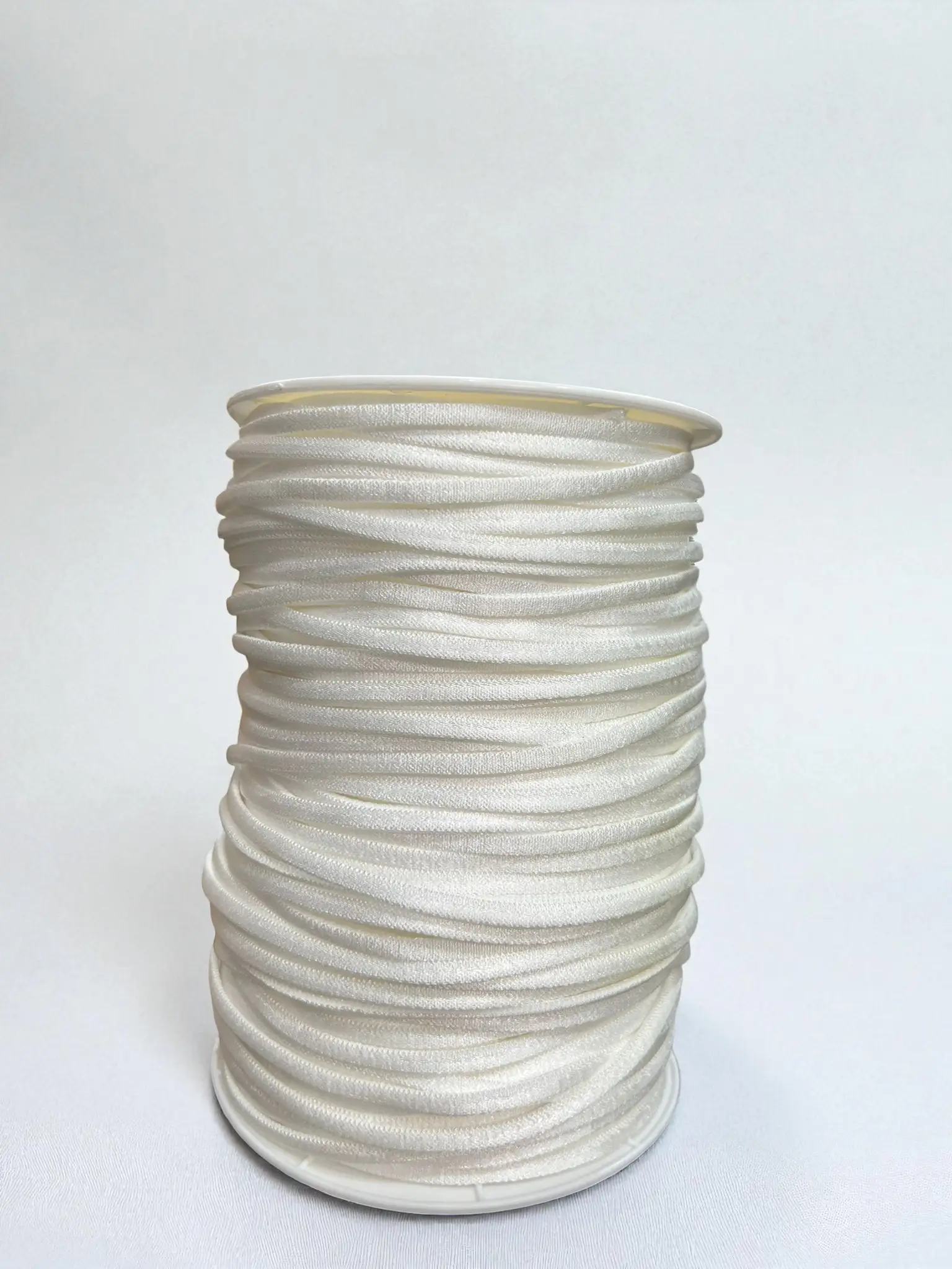 גומי ספגטי לבן מבריק 