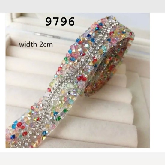 פס אבני קריסטל צבעוני – 2 ס”מ – נמכר לפי מטר