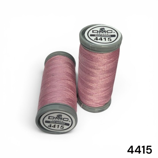 חוט תפירה DMC פוליאסטר 100% – גוון ורוד עתיק (ורוד מאובק) | סליל 200 מטר לתפירה ידנית ובמכונה