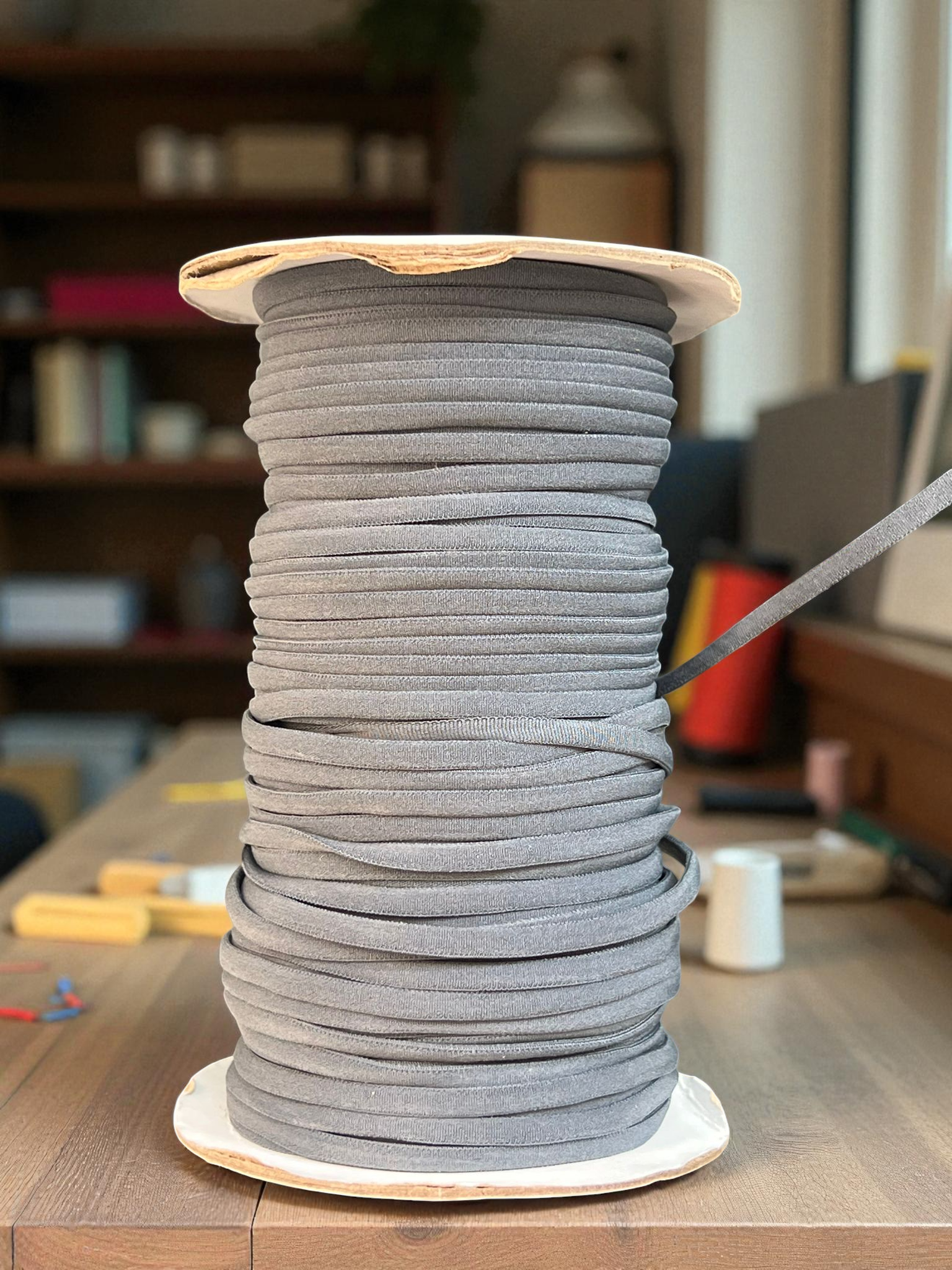 גומי ספגטי אפור בינוני